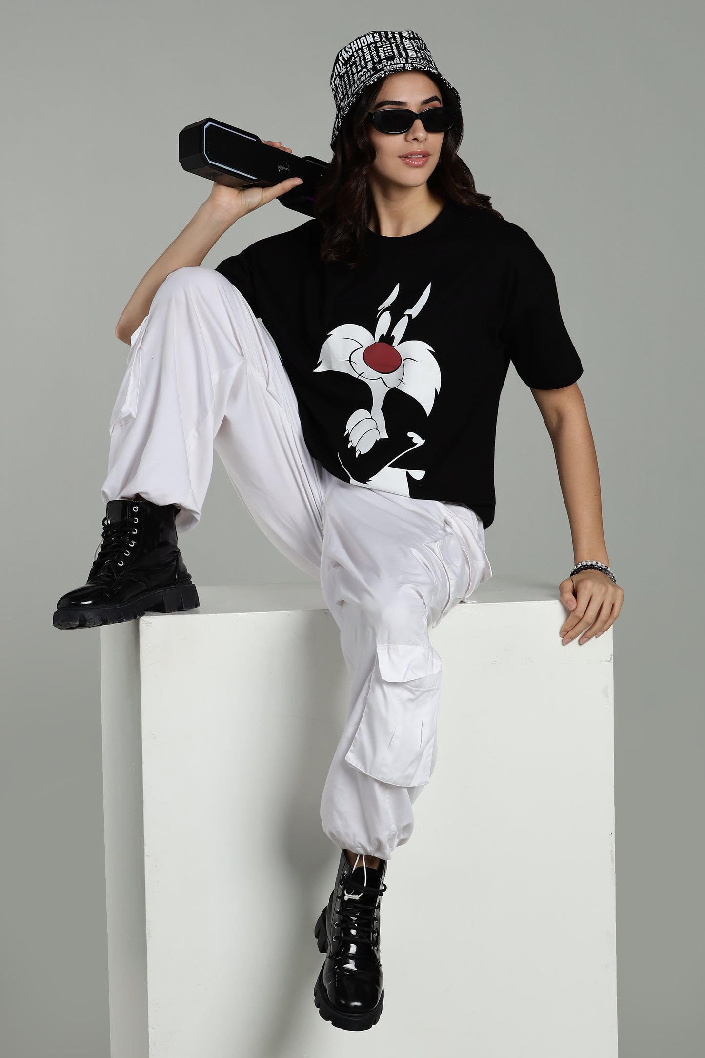 Women oversize tshirt